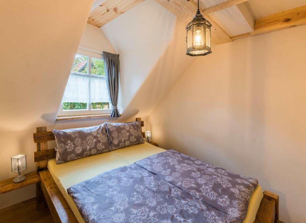 Adelinenhof - Ferienapartments, Fasten, Wellness & Gesundheit Burg  Exteriör bild